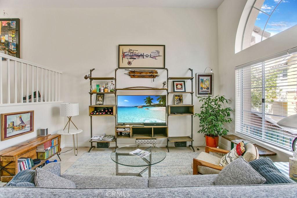 MLS #NP25274309 image #0