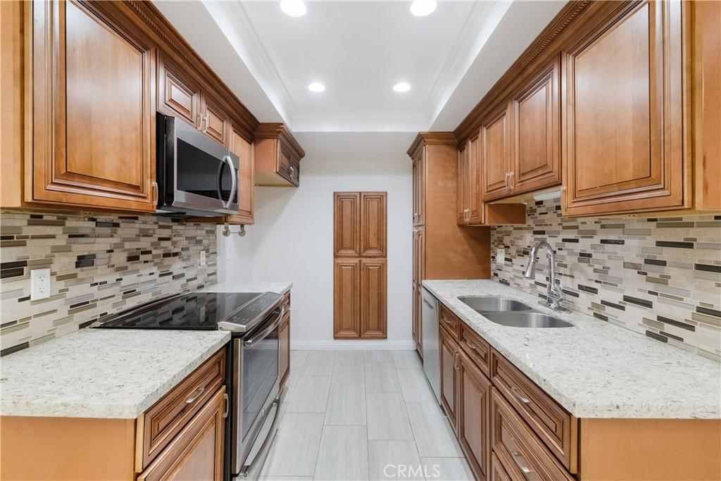 MLS #NP25281635 image #0