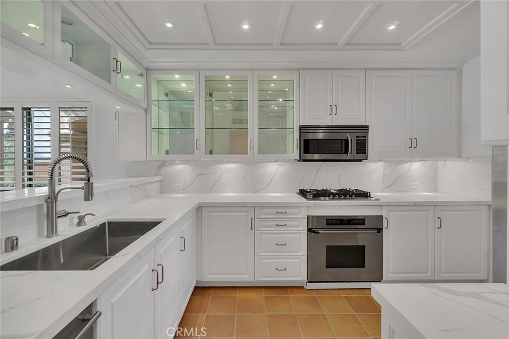 MLS #NP26040490 image #0