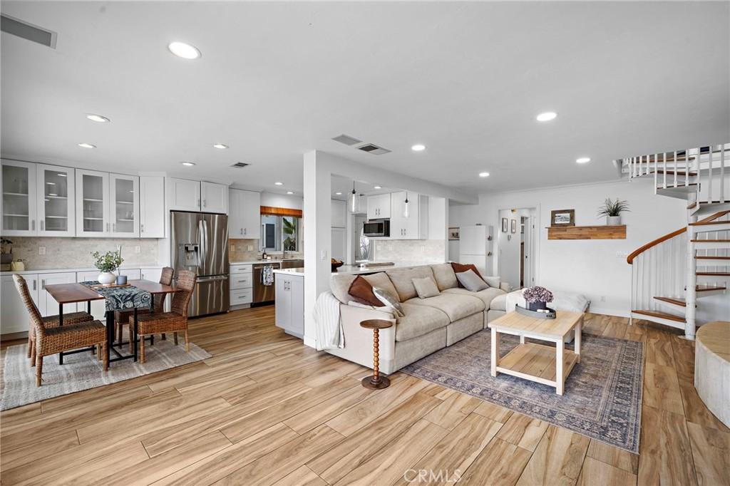 MLS #NP26087103 image #0