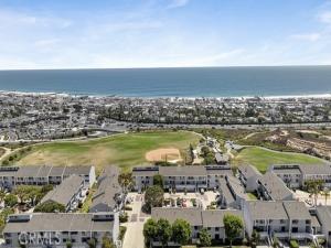 2 Land Fall Court Newport Beach CA 92663 | MLS #NP26132643 45 MLS #NP26132643 image #0