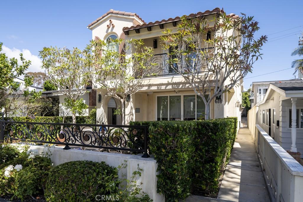 618 Iris #B Corona del Mar CA 92625 | MLS #NP26176783 45 MLS #NP26176783 image #0