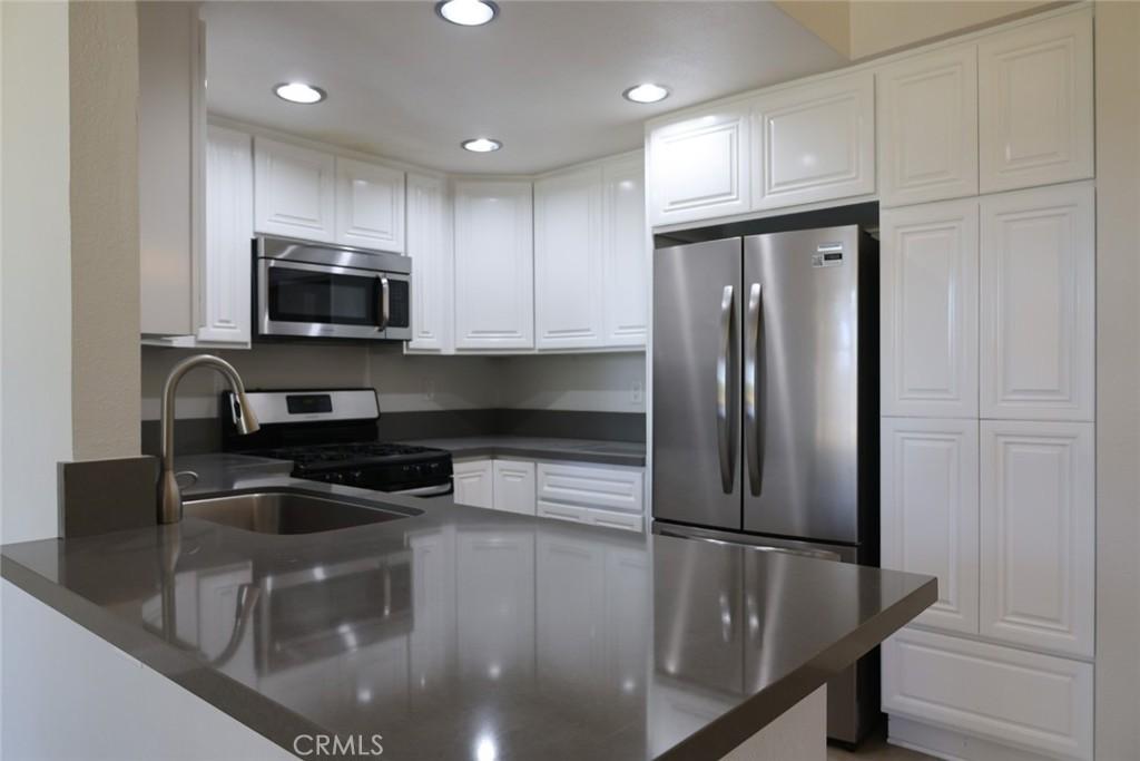 39 Alicante Aisle Irvine CA 92614 | MLS #NP26186259 45 MLS #NP26186259 image #0