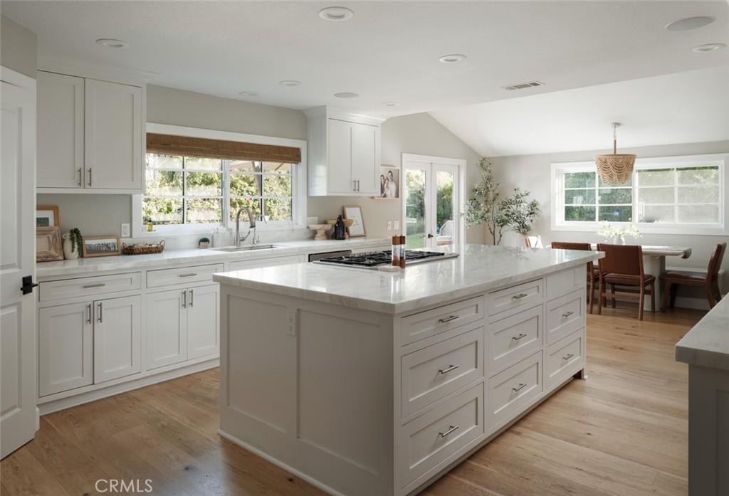 MLS #NP26193108 image #0