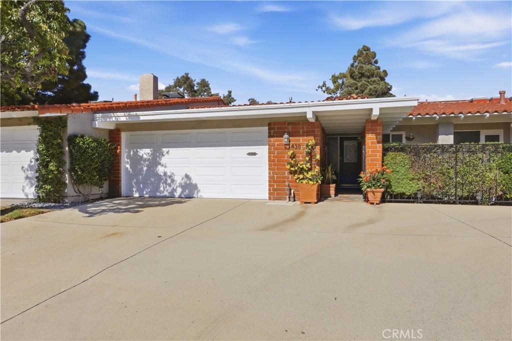 438 Vista Parada Newport Beach CA 92660 | MLS #NP26200894 41 MLS #NP26200894 image #0