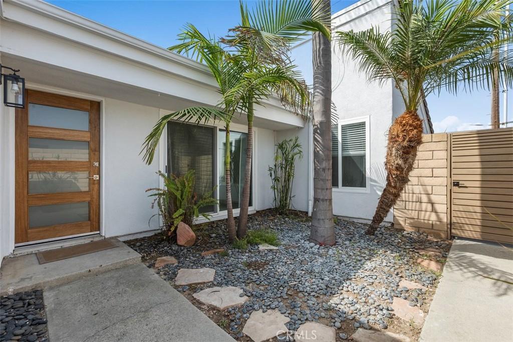 1916 Delaware Huntington Beach CA 92648 | MLS #NP26210828 45 MLS #NP26210828 image #0