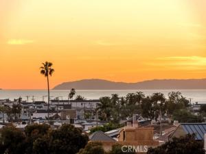 3501 Daffodil Avenue #16 Corona del Mar CA 92625 | MLS #NP26211067 45 MLS #NP26211067 image #0