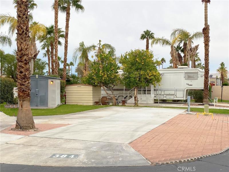 MLS #OC23005586 image #0