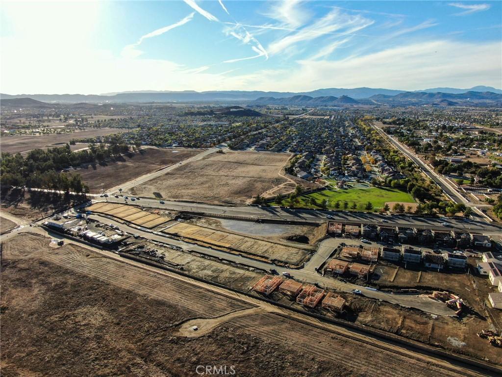 MLS #OC23017757 img 6