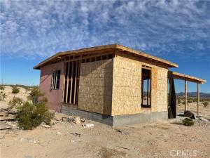 MLS #OC23054164 image #0