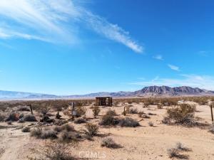 MLS #OC23198110 image #0