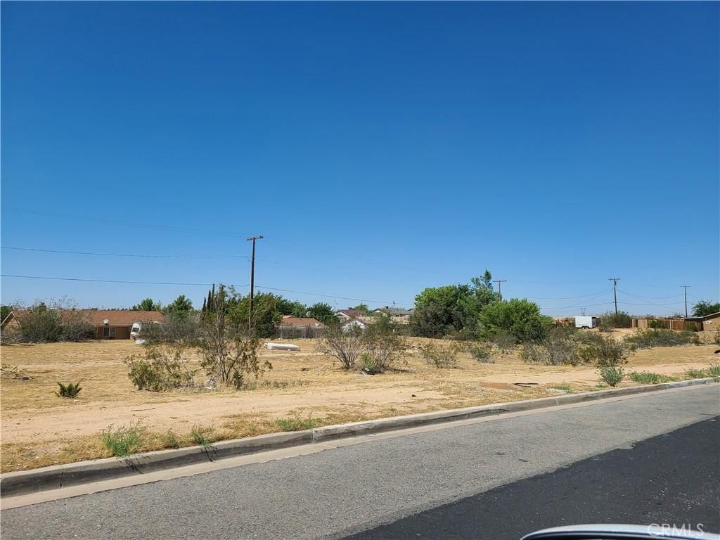 MLS #OC24001536 image #0