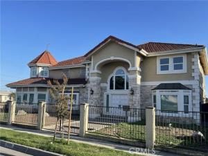 MLS #OC24013615 image #0