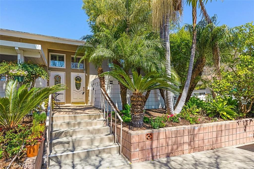 MLS #OC24029358 image #0