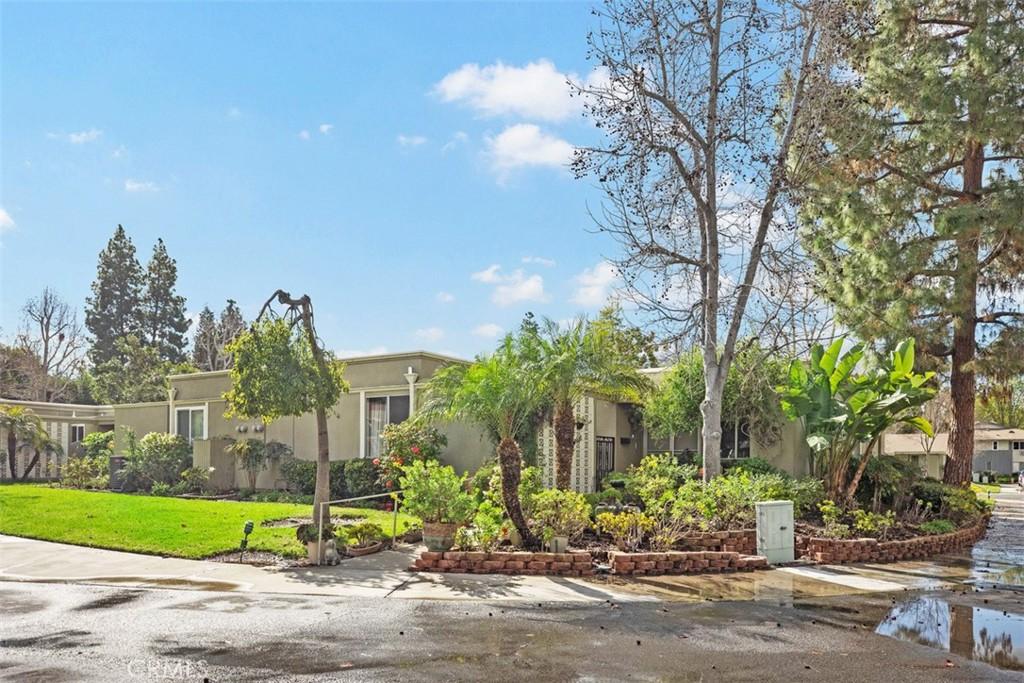 MLS #OC24029389 image #0