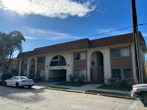 MLS #OC24071887 img 0