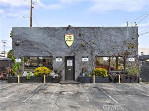 MLS #OC24093070 image #0