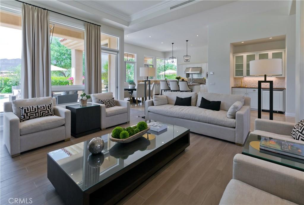 MLS #OC24112073 image #0