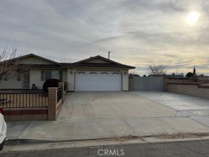 MLS #OC24122550 image #0