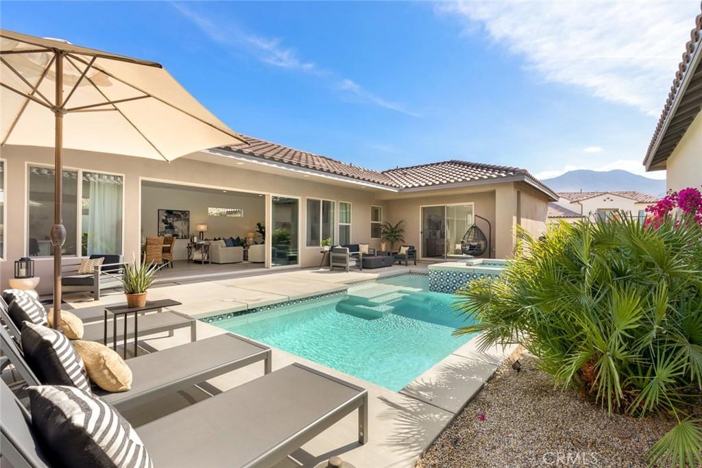 MLS #OC24164600 image #0