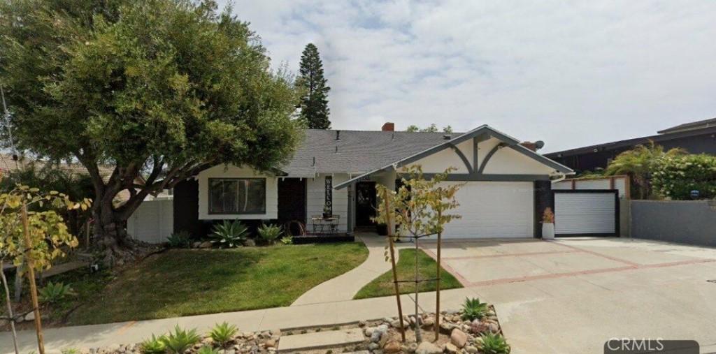 MLS #OC24245052 image #0