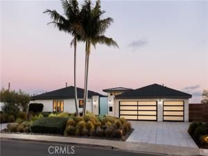 MLS #OC25010978 image #0