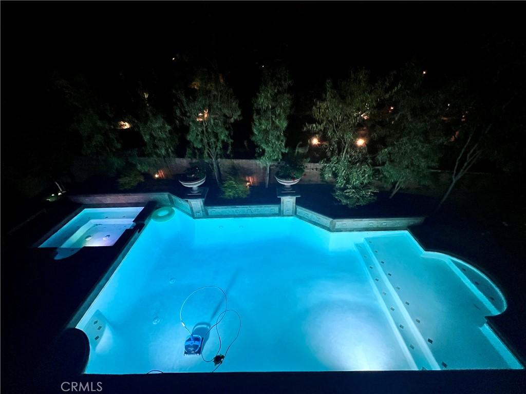 MLS #OC25039034 img 0