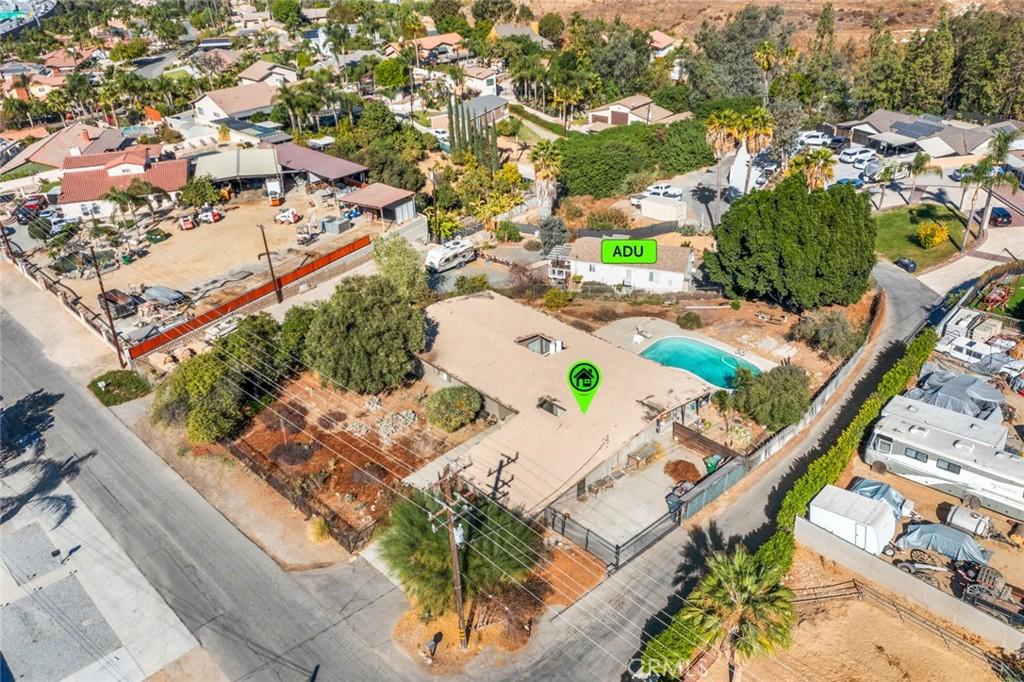 MLS #OC25049457 image #0