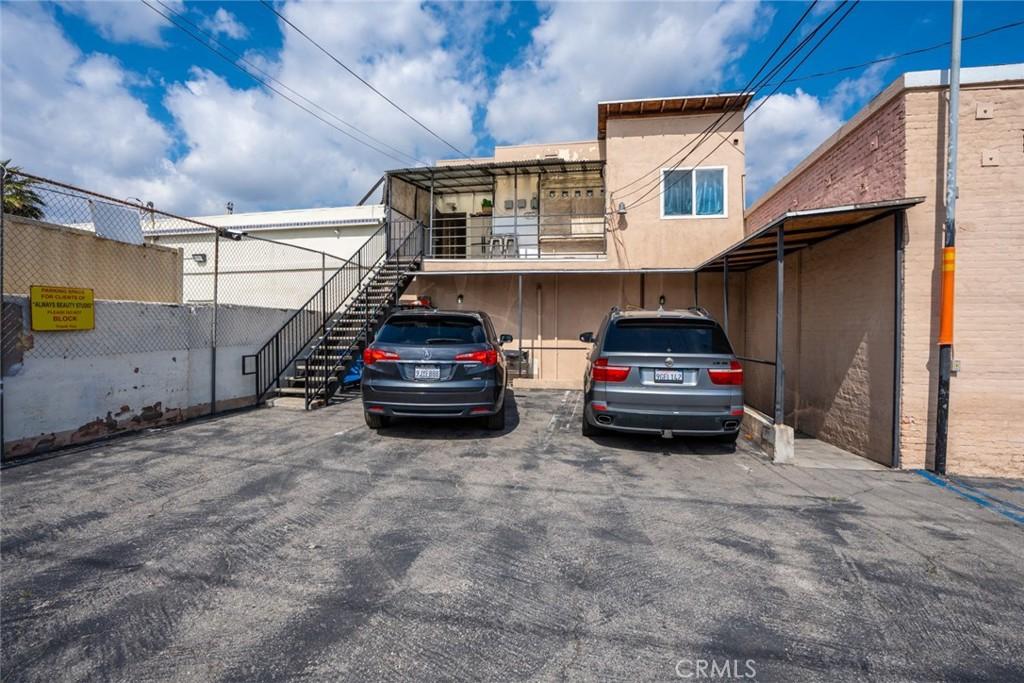 MLS #OC25053857 image #0
