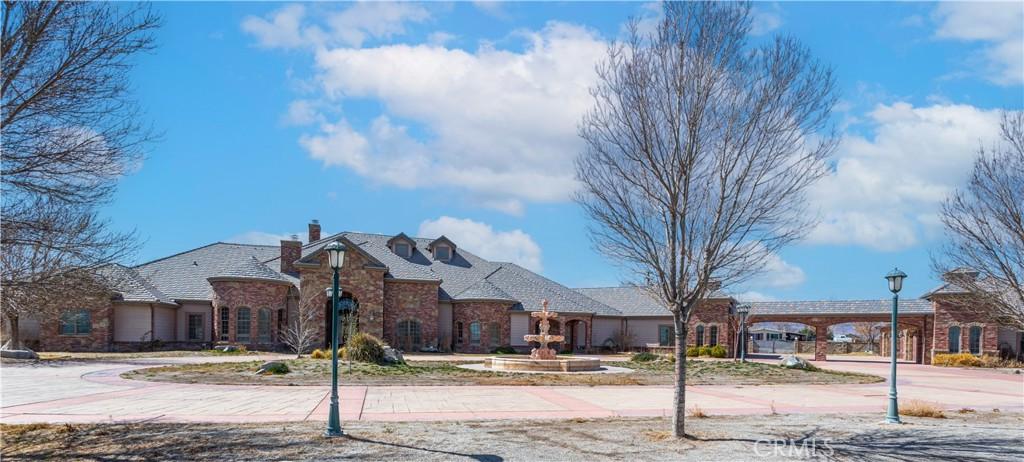 MLS #OC25057292 image #0