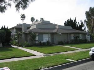 MLS #OC25058029 image #0