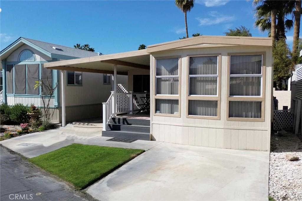 MLS #OC25062366 image #0