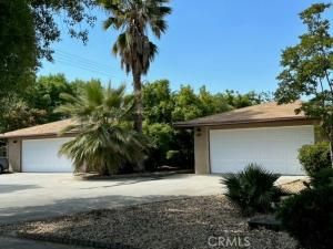 MLS #OC25063684 img 0