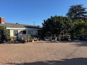 MLS #OC25072660 image #0