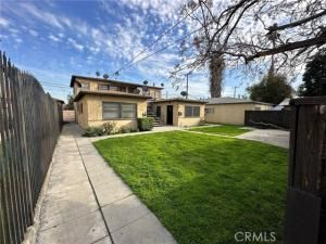 MLS #OC25072693 image #0