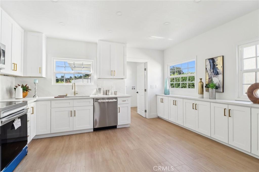 1346 Kent PlaceGlendale img 0