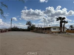 MLS #OC25078196 image #0