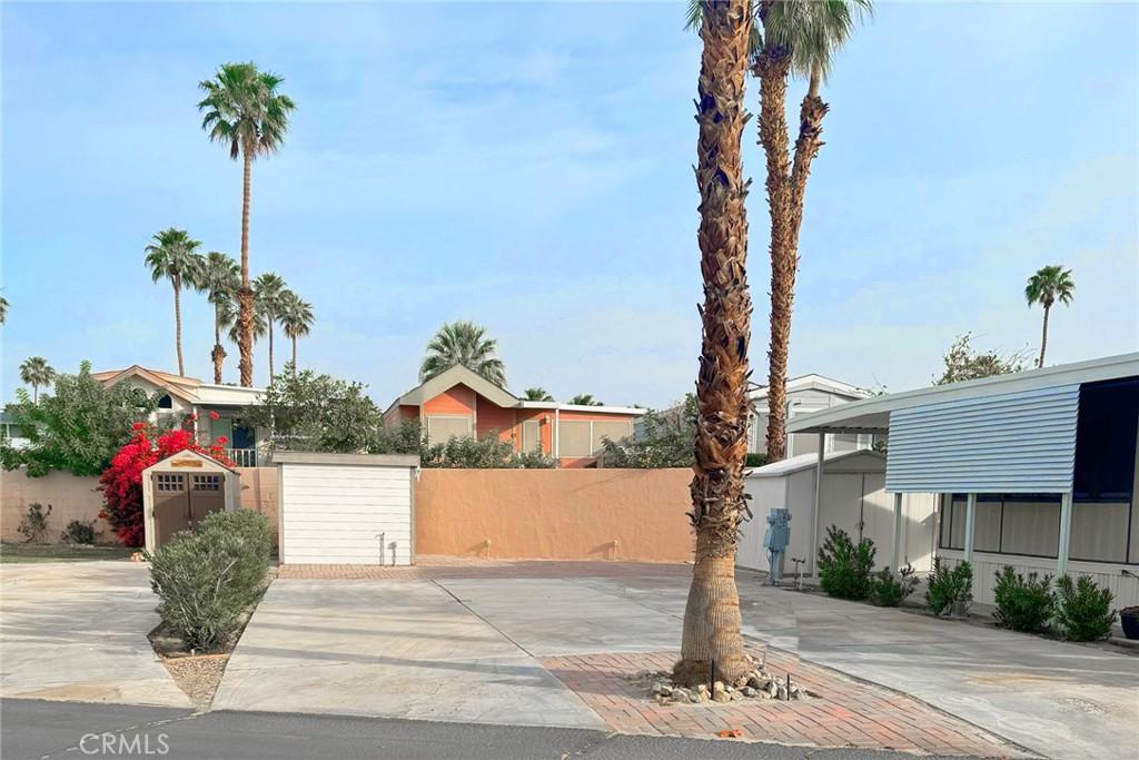 MLS #OC25080854 image #0