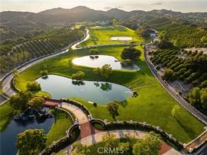 MLS #OC25090289 image #0