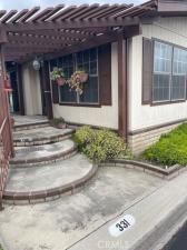 MLS #OC25093618 img 0
