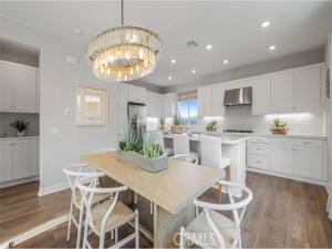 MLS #OC25094243 image #0