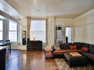 MLS #OC25098210 image #0