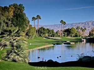 MLS #OC25100321 image #0