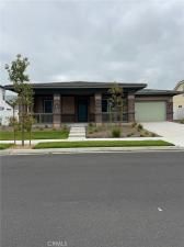 MLS #OC25100799 image #0