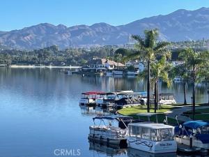 MLS #OC25101406 image #0