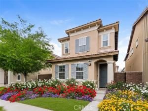 MLS #OC25106722 image #0