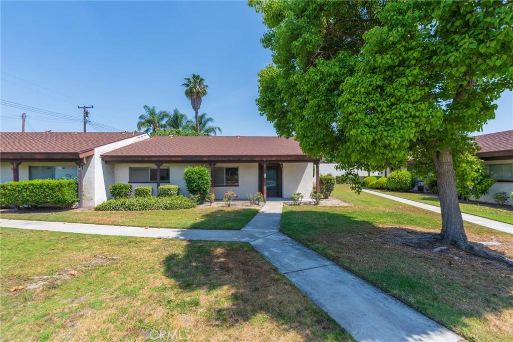 MLS #OC25115526 image #0