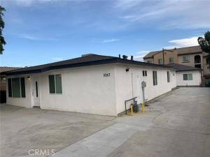 MLS #OC25116802 image #0