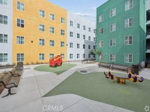 MLS #OC25119089 image #0