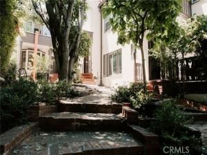 MLS #OC25121442 image #0